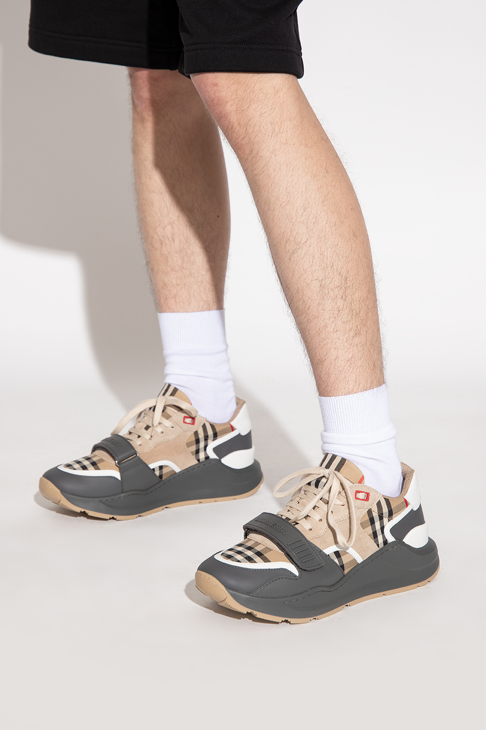 スニーカー BURBERRY Ramsey Sneaker Burberry Ramsey Sneakers, Trainers - Designer Exchange | Buy